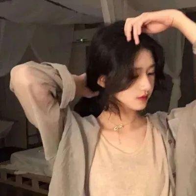 俏探女娇娃